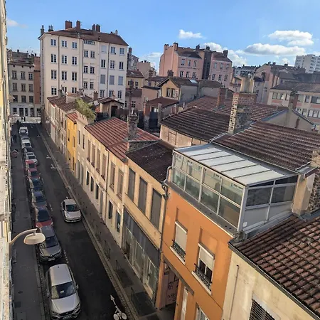 Le Canut Lyonnais - Loft Classe 3 Etoiles Avec Mezzanine